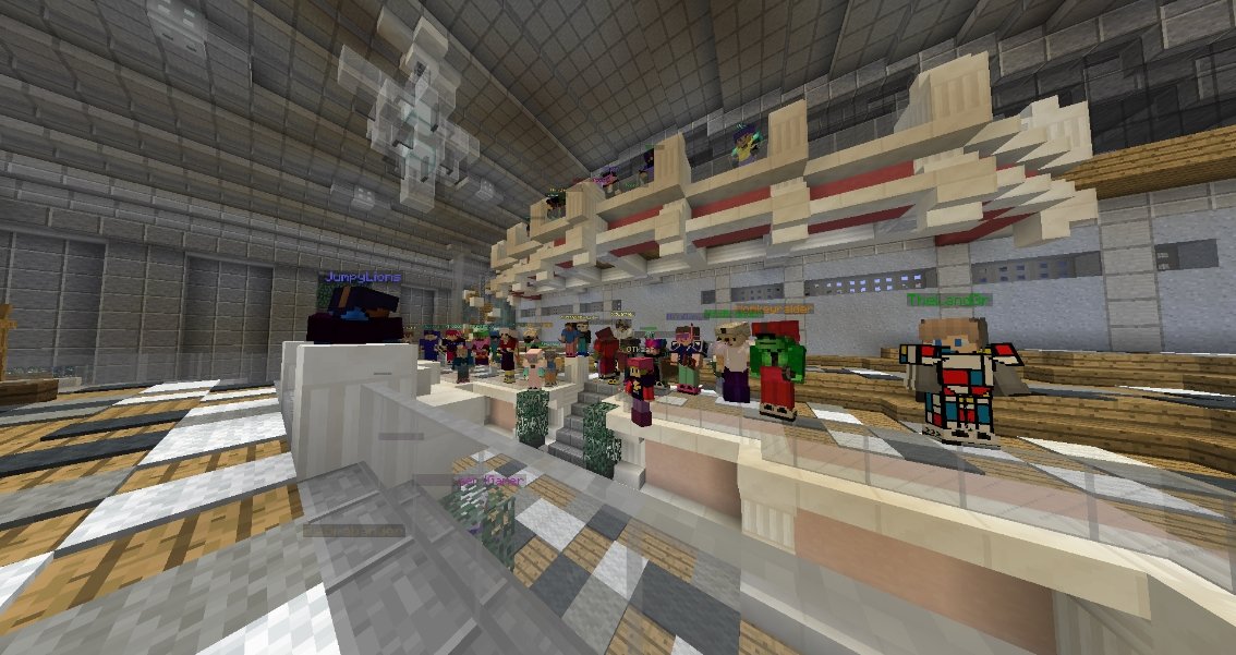 AtVeiling's tweet image. Na een succesvolle veiling met 60 man. 
Heb ik de uitslag van de giveway!

De prijzen gaan naar.
€10.000,- naar @AlvinVrolijk &amp;lt;- Feli :)
Perm VIP naar @OriginalFlo_ &amp;lt;- Feli :)

Op te halen bij Eig.
Wij hopen jullie snel weer te zien bij onze volgende veiling!

- AT Veiling Team