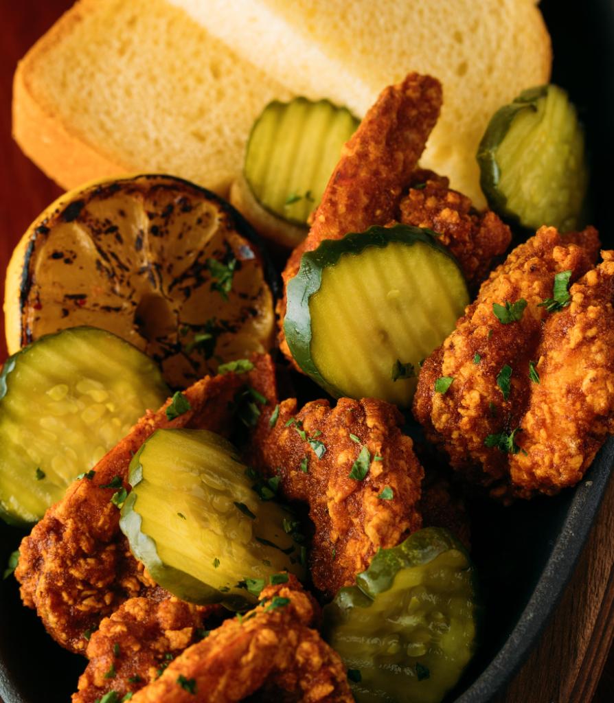 FixLV's tweet image. Spice up your life with a bite of our Nashville Shrimp. 🔥

Stop by tonight: goo.gl/qV93c2