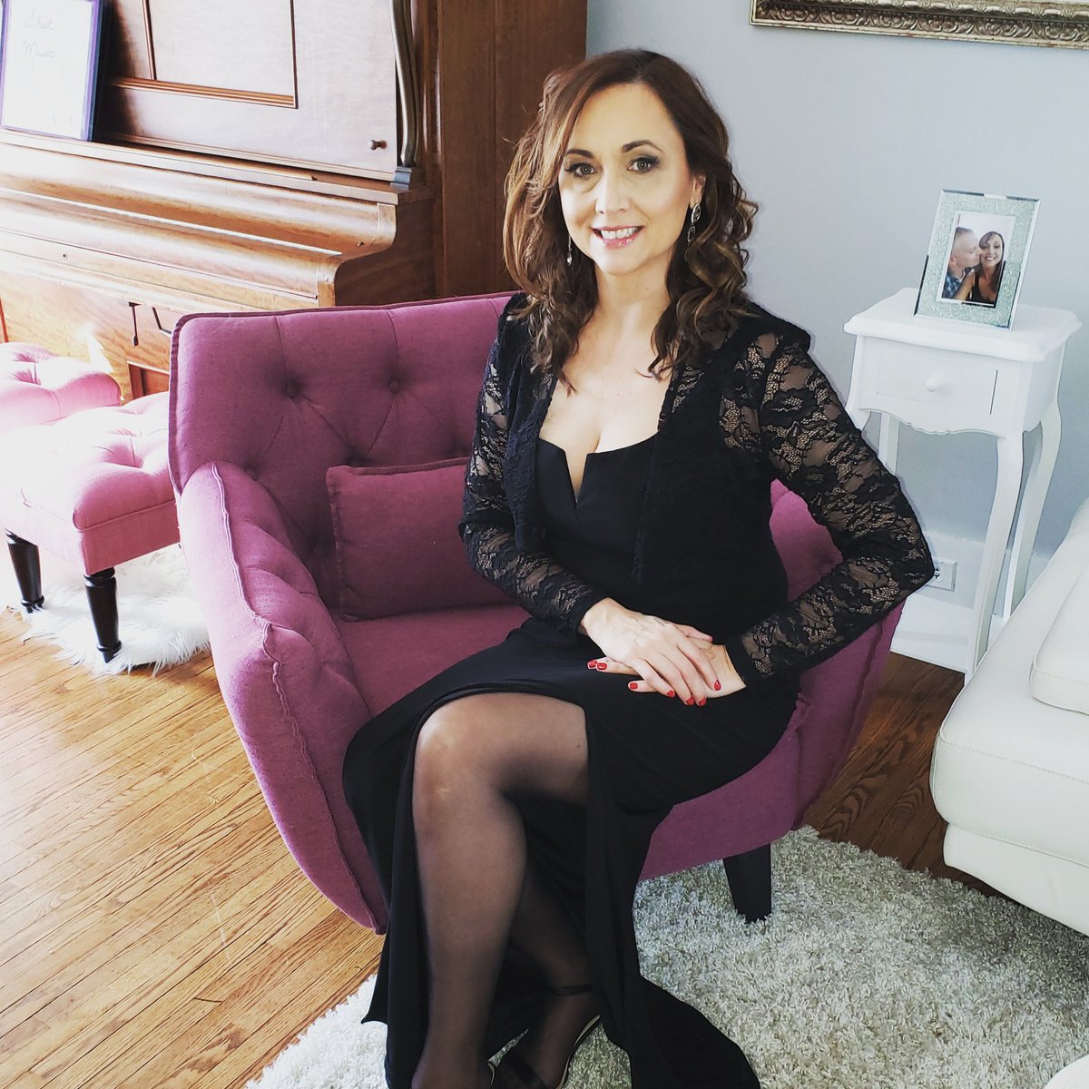 courtjacmom's tweet photo. Thanks to @Pinosalon for working their magic on me today. https://t.co/okAIodEhj6