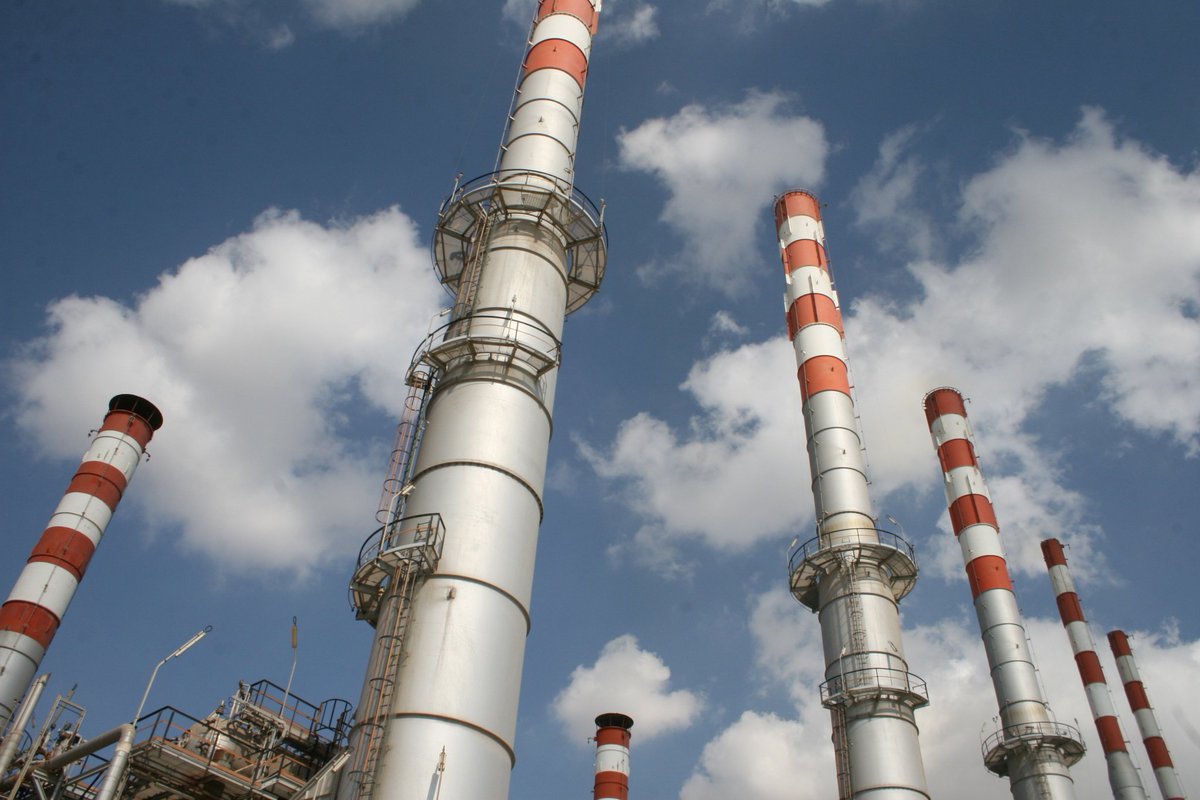 SHosseinJalali's tweet photo. 1|3 Recently, participated in a research project about #strategic capabilities in #oil &amp; #gas companies &amp; identified three major, generic themes for capabilities: #Productivity, #Business_Sustainability, &amp; #Value_Creation.
#Strategy
#DynamicCapability
#Energy
#Research https://t.co/wHhfcOt9tc
