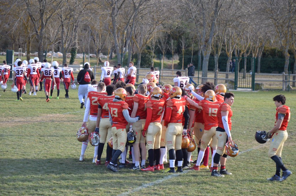 Les juniors vont défier les @canonniersdetoulon ce dimanche 27/01 pour le deuxième match. Lors du premier match, l’absence de médecin à malheureusement dû obliger nos juniors à déclarer forfait. Les juniors n’ont donc plus le droit à l’erreur afin d’atteindre les play offs