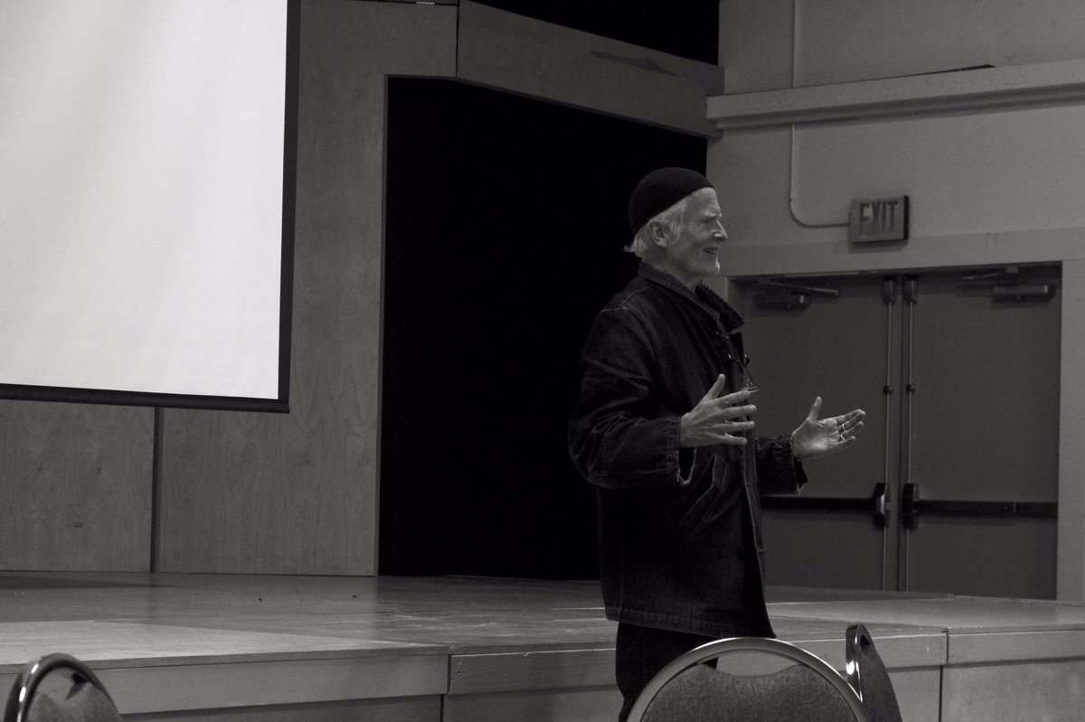Rob last night at the Occidental Center for the Arts speaking after a screening of “Prairie Trilogy.” He spoke on the current political relevance of these films, and his evolving approach from the days of 1978 to now with #NomadTrilogyFilms. #independentartists #citizencinema