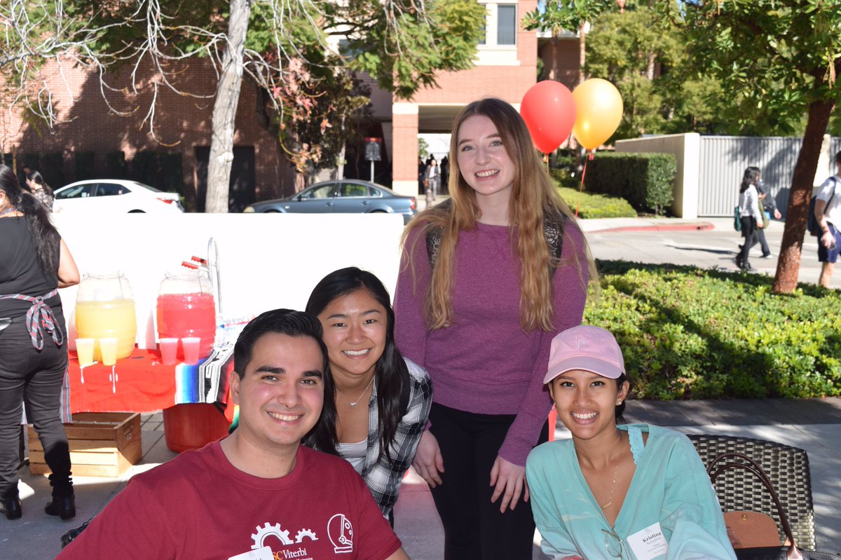 USC_Viterbi_CED's tweet photo. Thank you for coming to our inaugural Wellness Fair! We hope you enjoyed the fun and learned more about wellness at USC. 💪🏽❤️💛  @USCViterbi https://t.co/RbeGr7JP6v