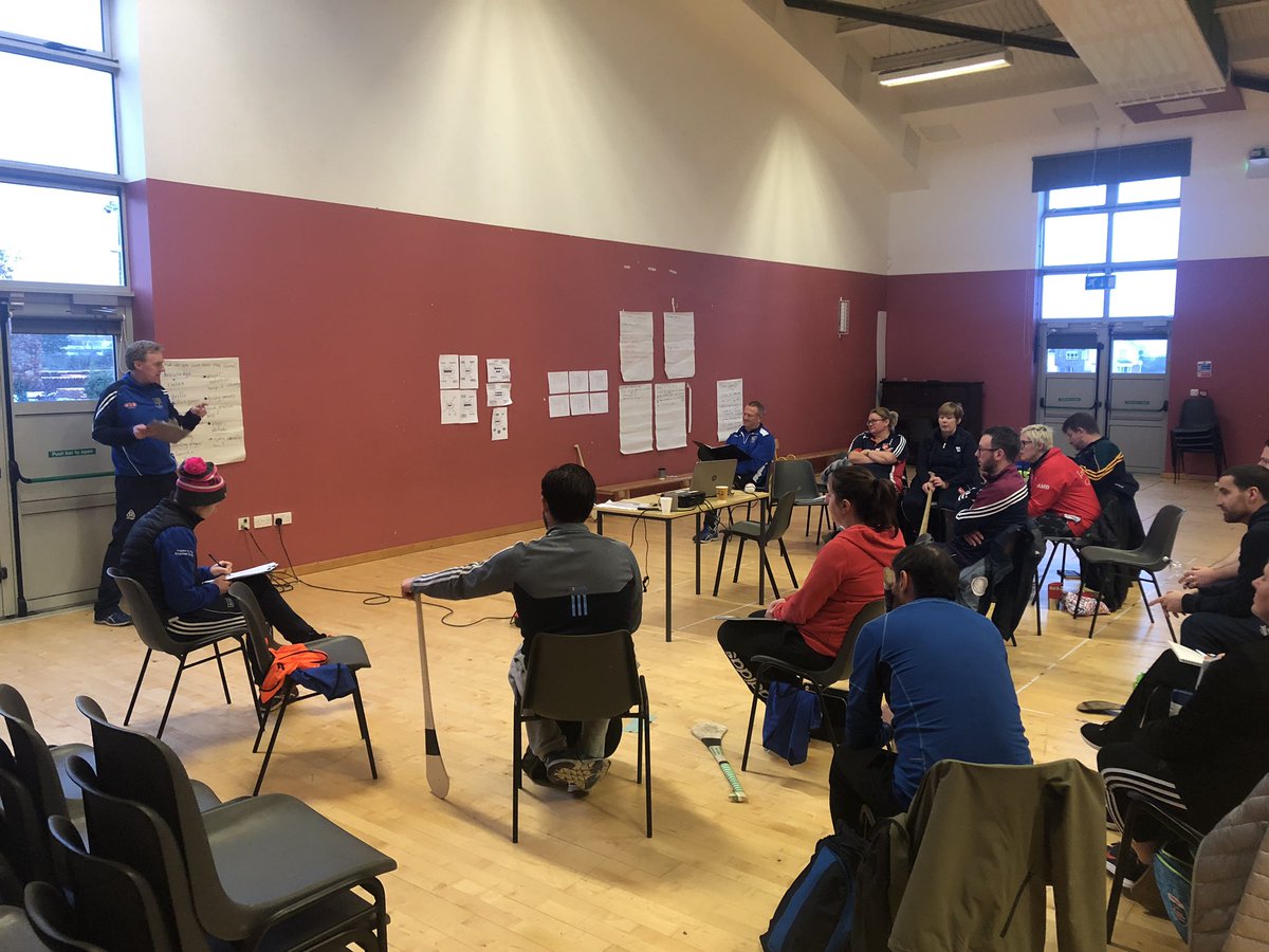 barry1od's tweet image. Massive well done and thanks to 9 of our coaches who were put through there paces this weekend as @odwyersgaa hosted its 1st ever Level 1 Camogie course 👏🙌 #28positives #bepromoters @20x20_ie #20x20 @CamogieDublin @OfficialCamogie @CamogieDevelop