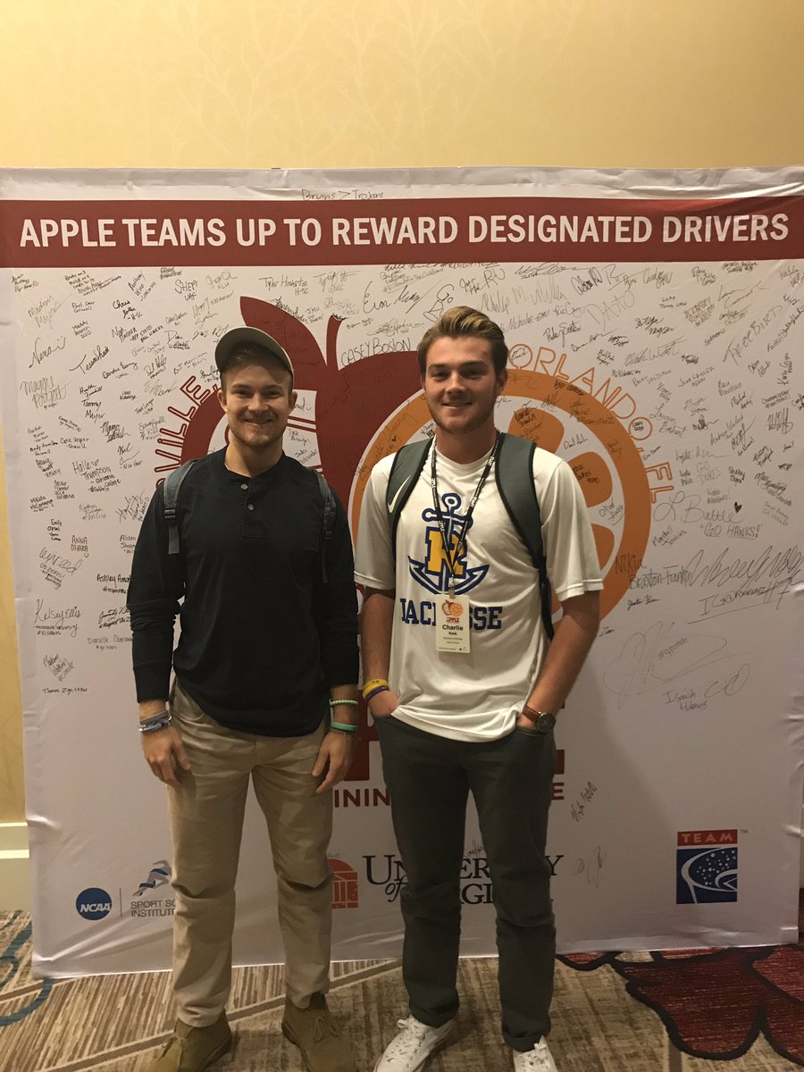coachcstaylor's tweet photo. Here at the #appleconference w/ some #responsibletars https://t.co/j6MFEqFkoH