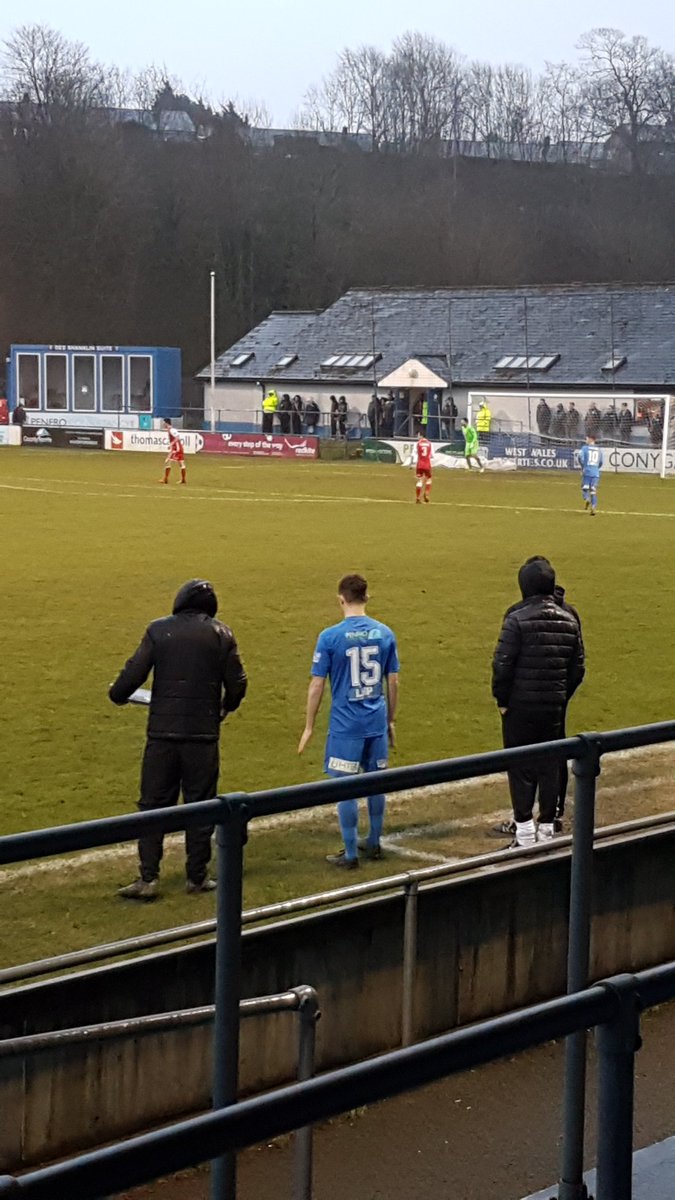 GafferBattitez's tweet photo. How do you define success?
Today @HaverfordwestFC lost their cup tie in extra time, however another 2 Academy players making their 1st team competitive debuts v @BalaTownFC along with another on the bench.
#thatssuccess #future #development https://t.co/hwbXGpISX0