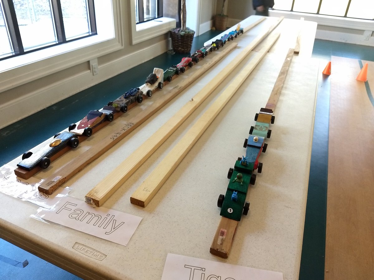Pack486's tweet image. What a fun afternoon the   had with our annual #pinewoodderby 🏁