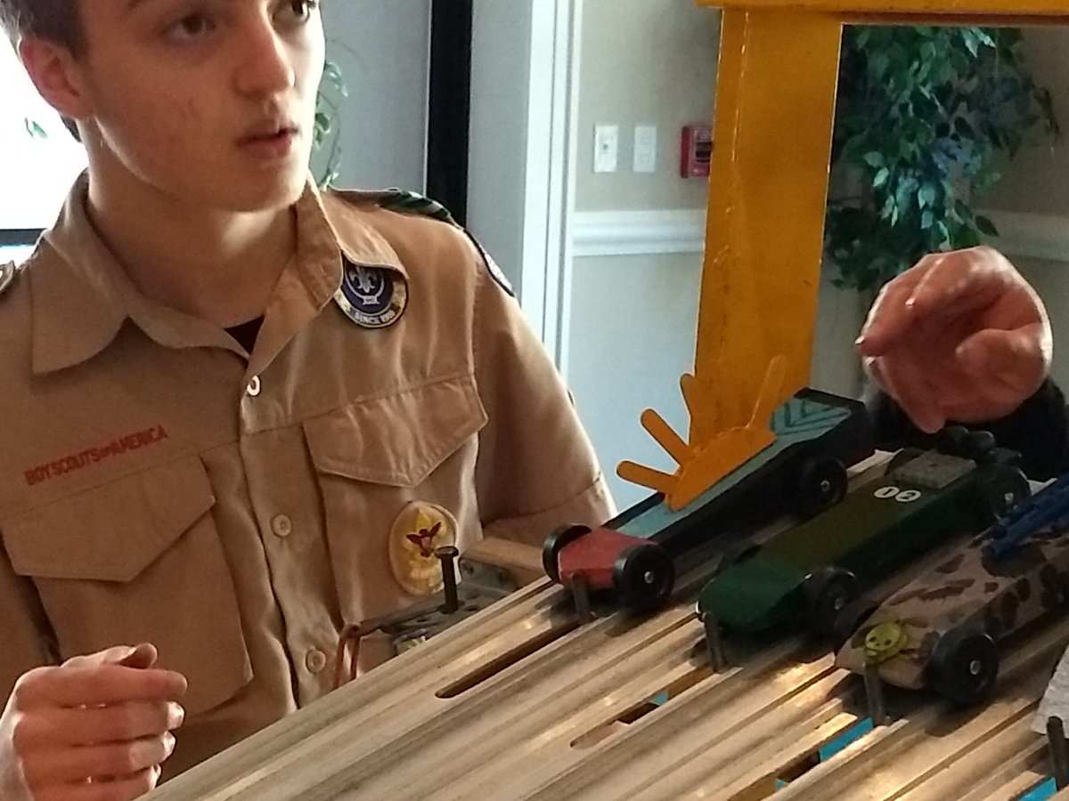 Pack486's tweet image. What a fun afternoon the   had with our annual #pinewoodderby 🏁