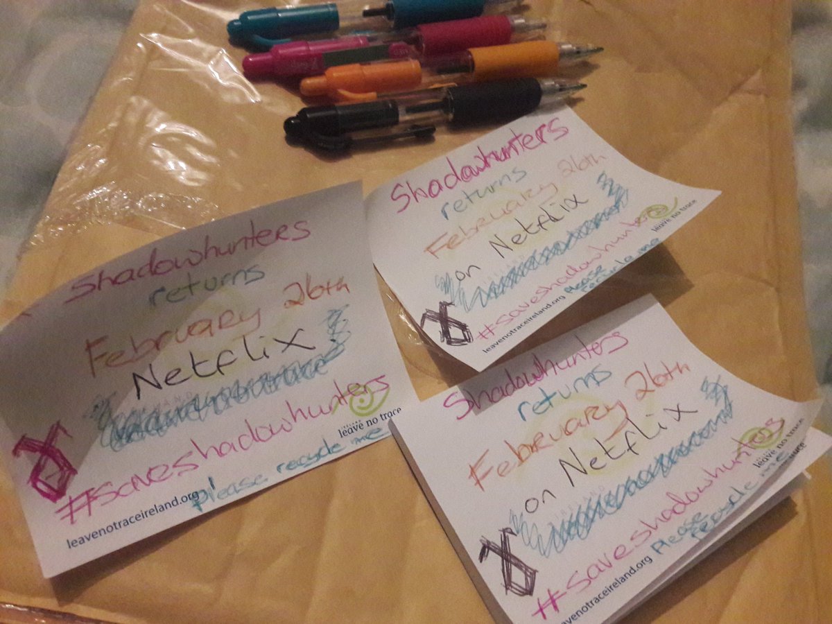 marykatefolan's tweet photo. My good deed for today spreading the good word! ๐ I figured lots of ppl go to clothes shops, the off-licence and public transport, right?! #PostItHunt *(please excuse my terrible angelic rune design ๐คฃ) #Shadowhunters #SaveShadowhunters https://t.co/t71CLK1oKw