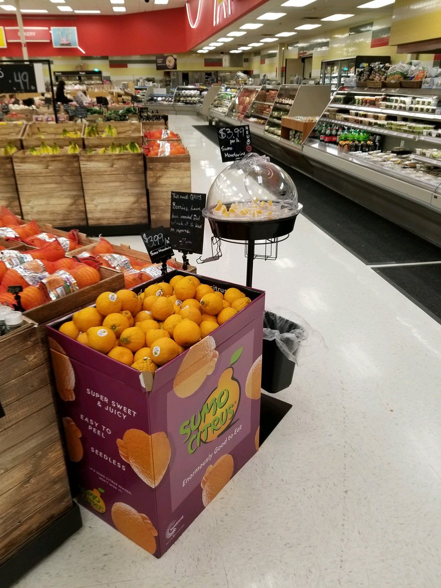 Sumo Mandarins are in season and exclusive to Target! #1944 is sampling them all weekend long so you can try it and then buy it! #samplingequalssales <a href="/leachmanjohn/">john leachman</a> <a href="/AmberHafron/">Amber hafron</a> <a href="/A_Leigh_/">AV</a> <a href="/Diana_Sack/">Diana Sack</a>