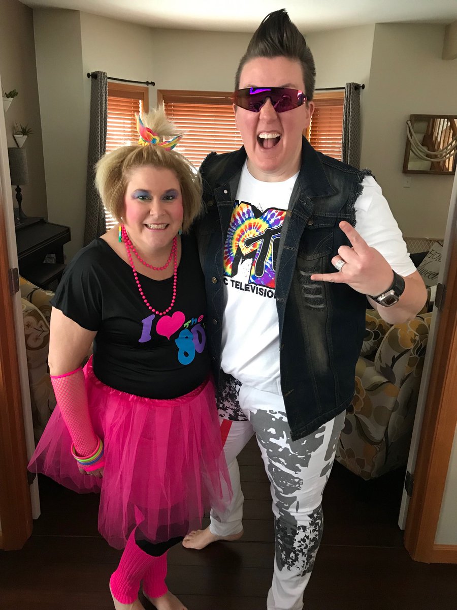 Kat_M_Lee's tweet photo. On the weekends we celebrate the ‘80’s! #crimpedhair #mtv #welovethe80’s #christmasparty2018 https://t.co/hTvx0aO8Jo