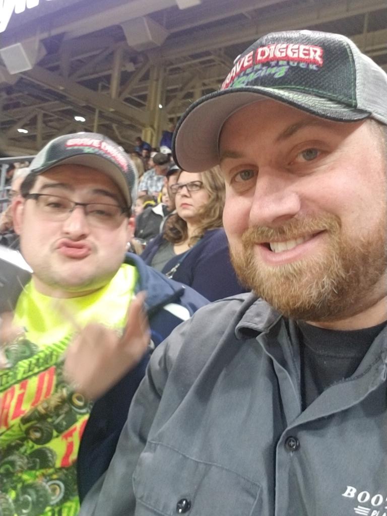 ctower85's tweet image. Hanging at @monsterjam