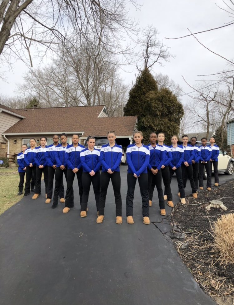 MoCo  Poms tweet media