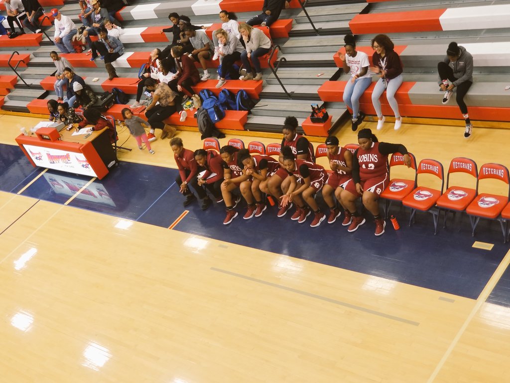 Junior Varsity in action against Veterans 40-18 1:52 left in the 3rd quarter.