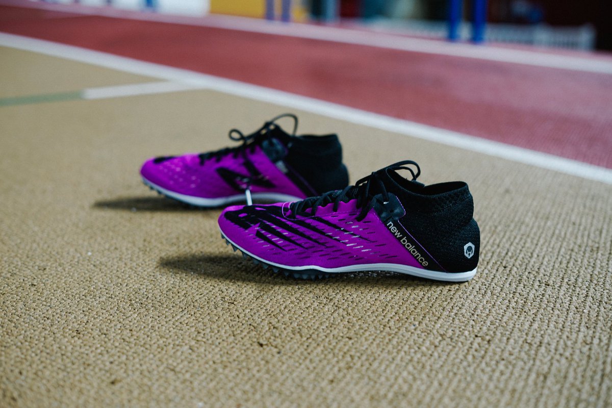 NewBalance MD800 V6 track spike! Shop 