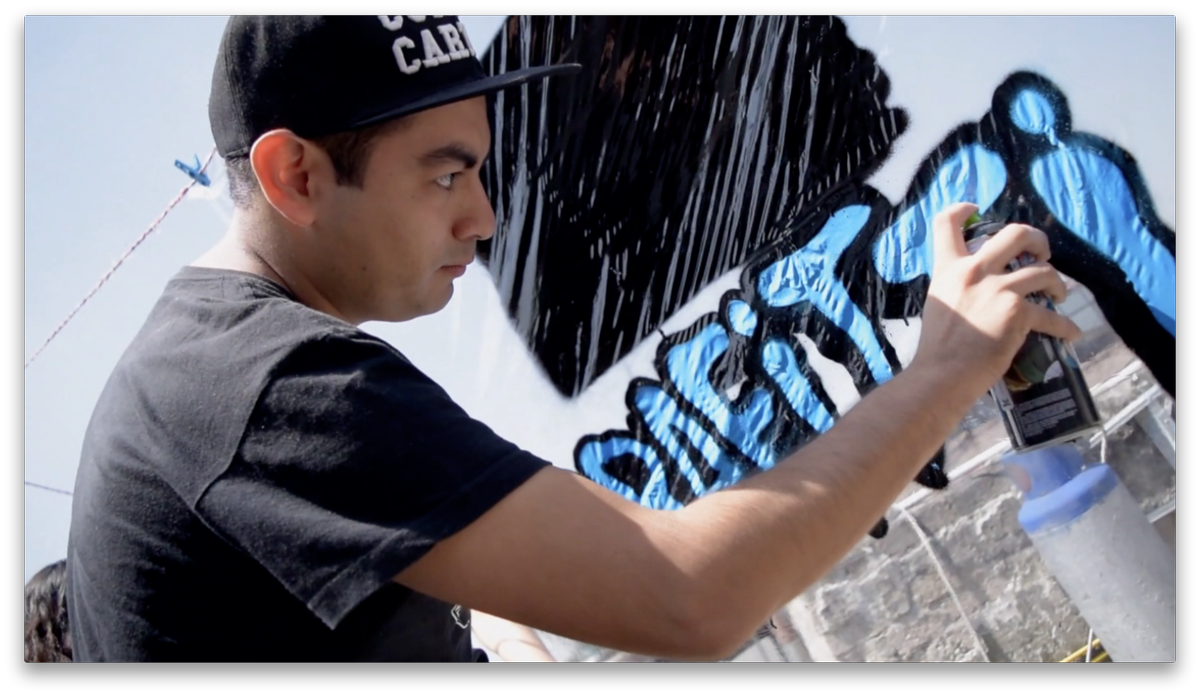 semanario22's tweet photo. ¿Cómo hacer una pinta? ¿Qué colores elegir? ¿Qué muro pedir?
#Chikle nos contará todo lo que hay detrás de #ElArteDelGrafitti
Hoy, 7pm. https://t.co/3v9t7XhUEM