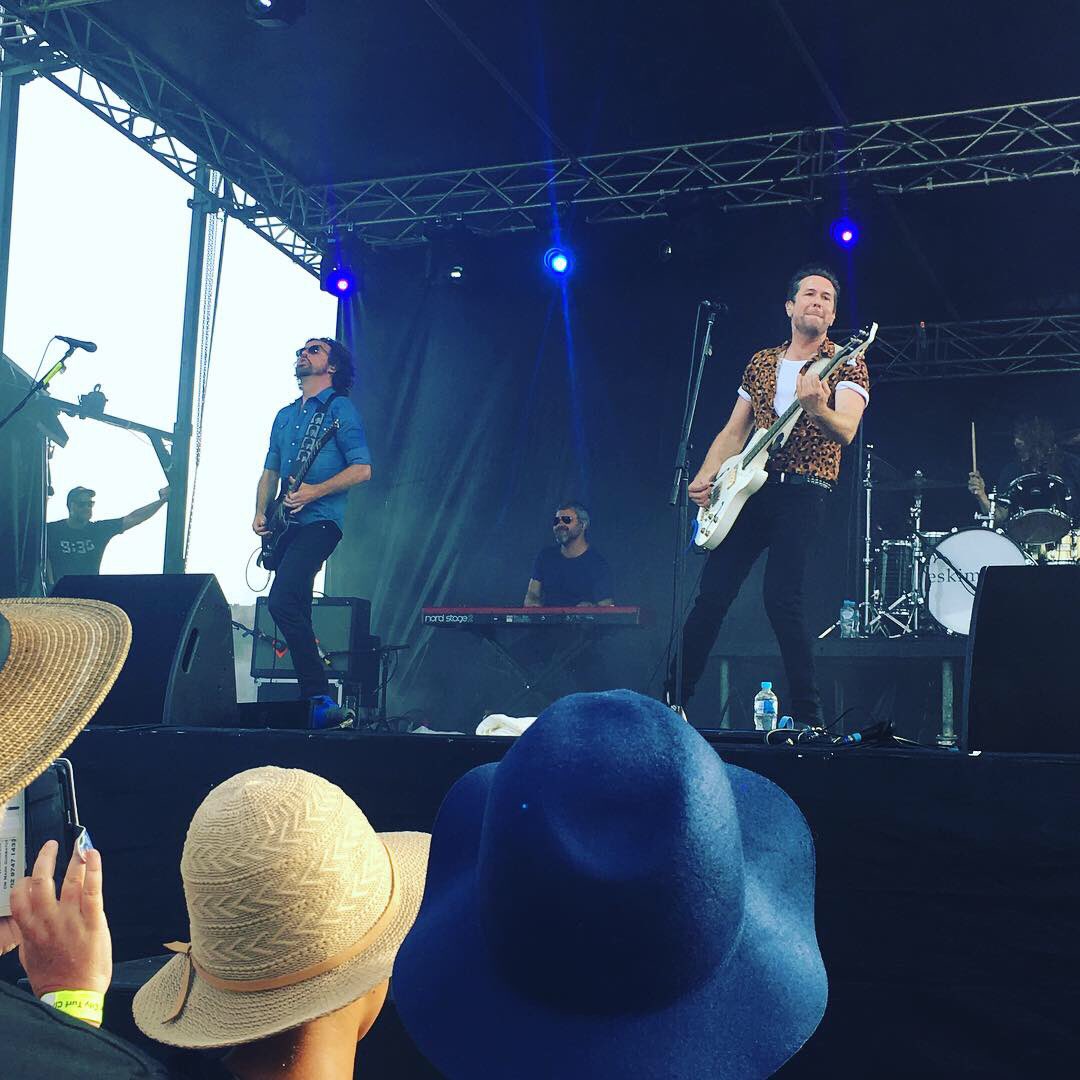 leonie_stuart's tweet photo. A fantastic set played by @EskimoJoeMusic @KavTemperley Boy it was hot, but worth it! So much love about for the Eskies yesterday!! https://t.co/5PsfsULLho