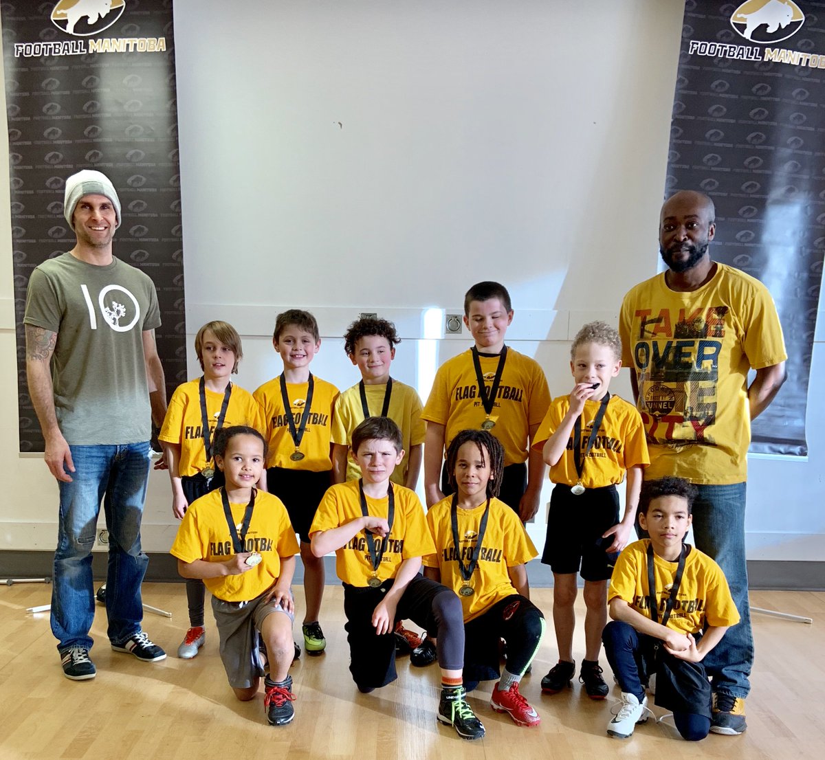 fbmanitoba's tweet photo. Congratulations to the first ever Winter Flag U10 A Division Champions The Winter Cats! #FootballManitoba #WinterFlag #FlagFootball https://t.co/gwK9bIKl6a