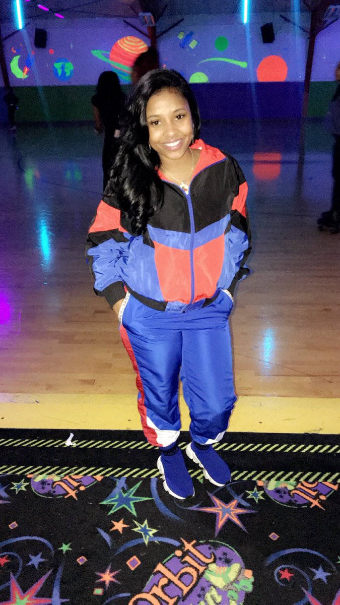 prettee88's tweet photo. 80s baby https://t.co/6H98Njf7YQ
