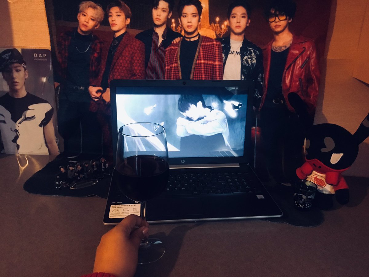 GCYessenia18's tweet photo. Lets drink together #FOREVERWI7HBAP #ThankYouBAP #7YearsAlwaysWithBAP #7YearswithBAP
#7ogetherForever https://t.co/crpZ87nuQl