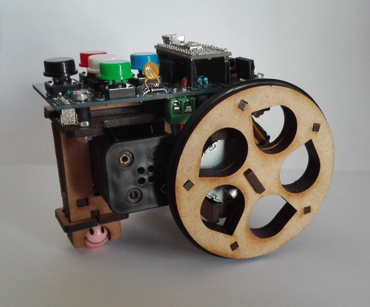Albert_tecno's tweet photo. Ya está aquí!
Diseño para #CorteLaser en MDF 3mm del cuerpo y ruedas de #Escornabot. Modelos para la PCB Singularis @xdesig y para Ogaki @abiertocc
Espero que os guste @escornabot , @pablorubma y toda la comunidad!

Todos los detalles en:
https://t.co/CMuzO3SiqO https://t.co/8DrspA0SZc