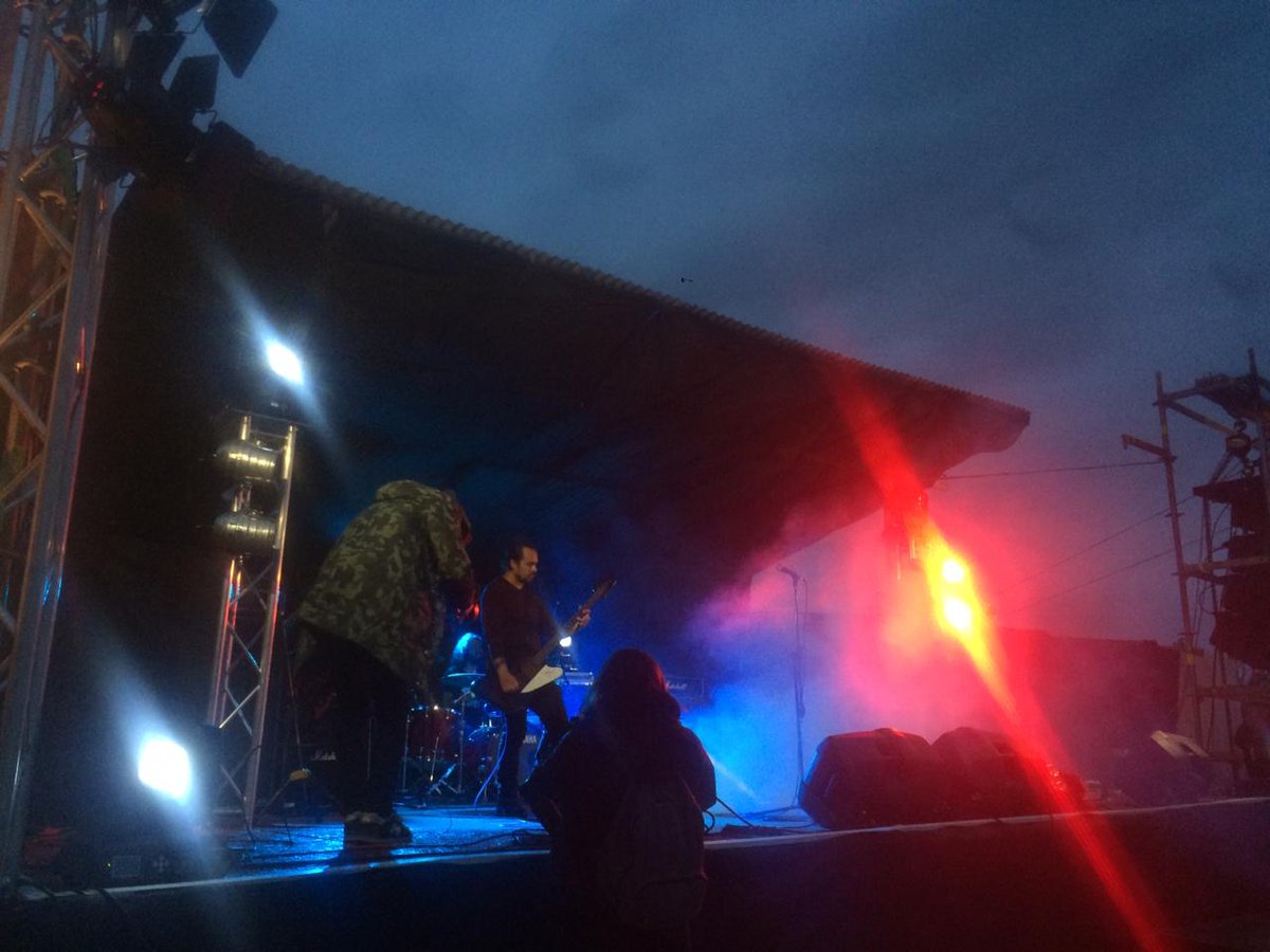 Una potente puesta en escena de <a href="/brutorock/">bruto</a> ahora sobre el escenario #Clandesta. Se alista #Vortice, también para su debut en en Festival #PatagoniaClandesta2019  <a href="/PClandesta/">Patagonia Clandesta</a>