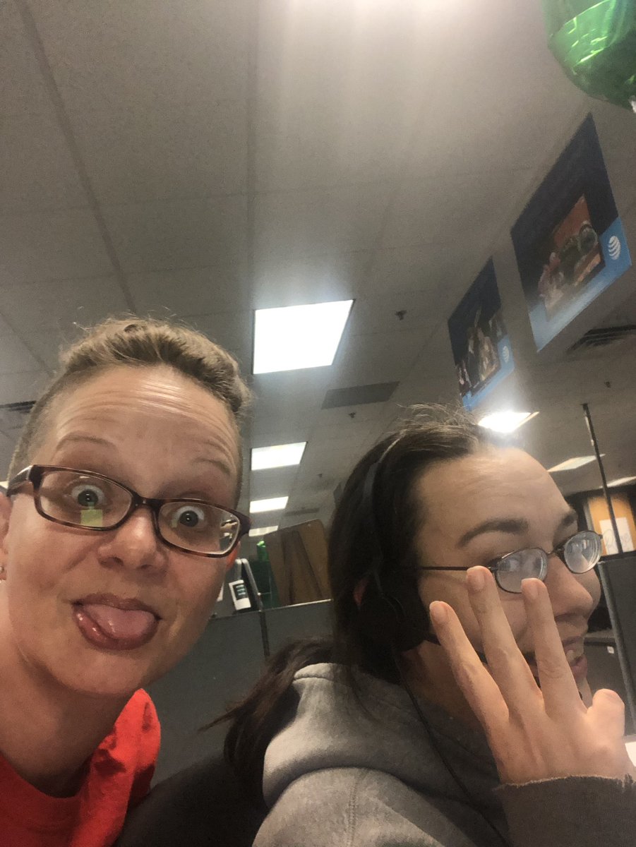 AddieRuelz's tweet photo. Cashonna with a Voice!! #shesellsitall #cashmoney #shecantbestopped @JohnWilliamsWin @BossLady_Berta @ShellyBradley15 https://t.co/eV1EKfmUbe