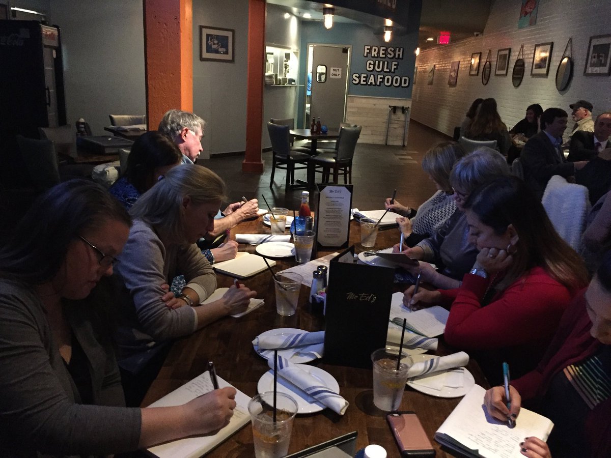SassiKJ's tweet photo. Writing at Mr. Ed’s, where they “keep families together.” Yes, I thought—this is my writing family. #c3wpwm #nwp #rrvwp https://t.co/pPlENLvJsD