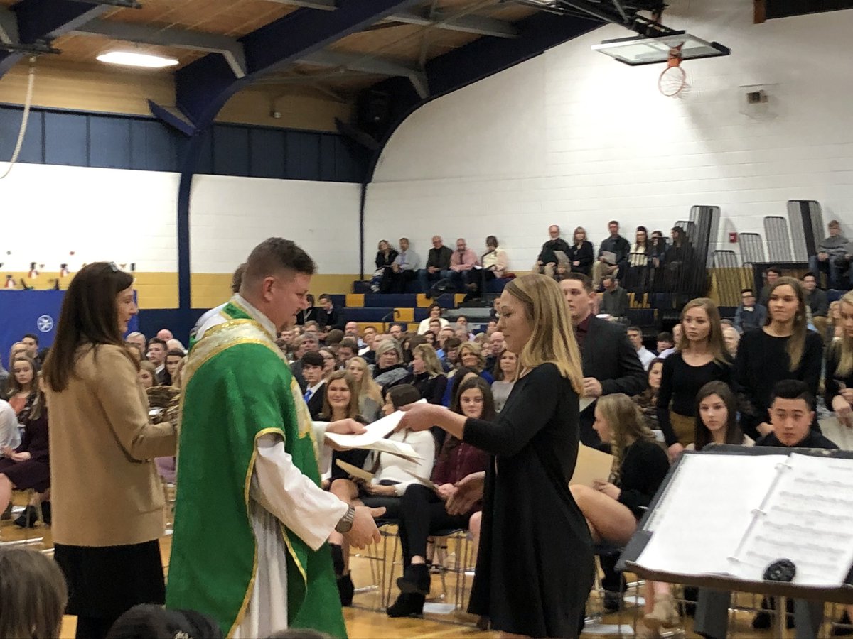 heliascatholic's tweet photo. Congratulations to all of our new and returning members of the Helias Catholic National Honor Society. Remember to live out the virtues #character #scholarship #leadership #service #saderstrong https://t.co/fn3RAb9qHp