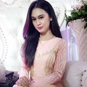 ratnadevo's tweet photo. [GGF] 🐝 SISSY 🐝 [THX] is streaming in Uplive right now with amazing content, wanna check it out? https://t.co/nqRM9xkBvi https://t.co/AebLPFUANP