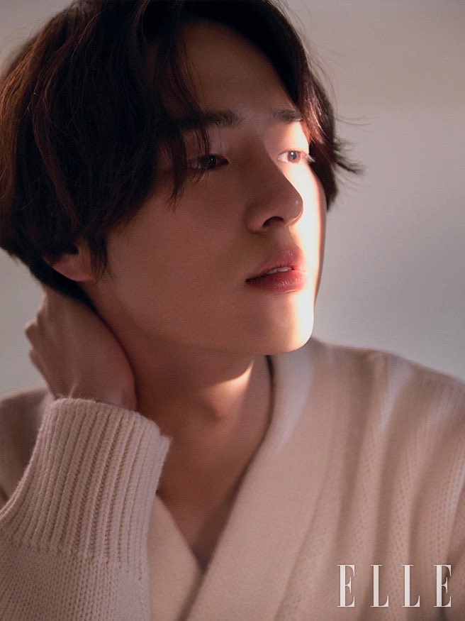 for_yangsejong's tweet photo. 190127
#엘르 2월호 화보컷 03

양세종, 길 위에서 
https://t.co/JIBS6OMMII
#이런이야기 #김영사 #굿리드 
#커피프렌즈 #양세종 #Yangsejong #ヤン・セジョン #梁世宗 #굳피플 #세종특별時 #세종특별시_SpecialTimeOfSeJong https://t.co/PH1lAALh6n