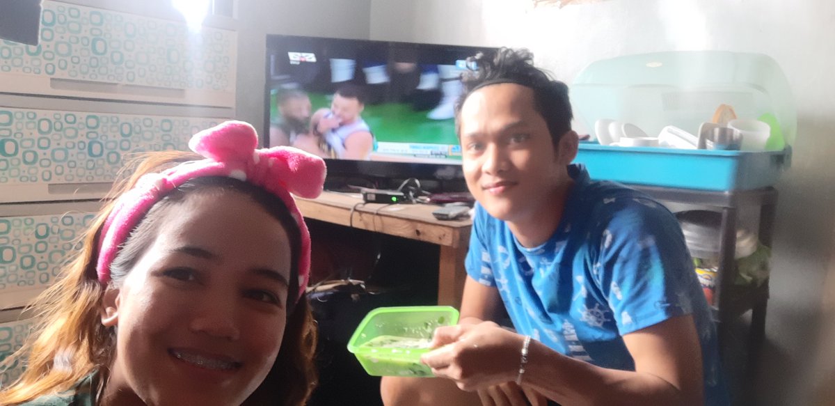 kurisutinne's tweet photo. Breakfast kasavay ang nba #nbaonabscbn #teamlayas #sunday https://t.co/9M1h5aOwtN