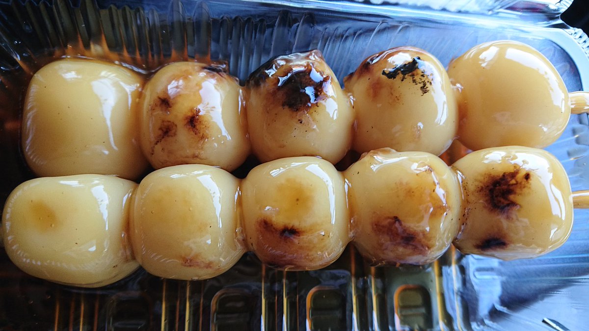 jcahiro's tweet photo. 相生焼き牡蠣にみたらし団子からの
揚げかまぼこのかき巻き
もうお腹一杯です!
#LetsGuid https://t.co/a6KbMNt4SH