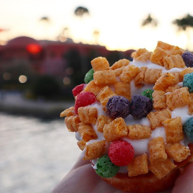 TheBrookharts's tweet image. I always find myself ordering the same @voodoodoughnut... The Oh Captain, My Captain is just too good.  Does anyone else have this probably when snacking in the theme parks? #voodoodoughnuts #foodie #themeparkfood #citywalkorlando #doughnuts #dailyvlog #nosmallcreator