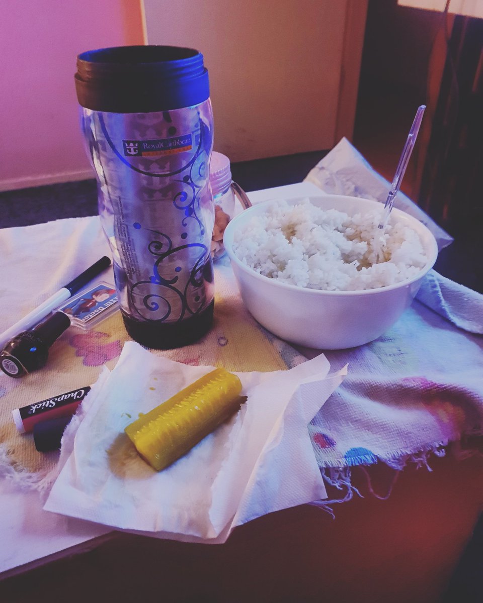 TinyBoxTink's tweet image. Oh I&apos;m sorry, what do YOU do at 2 am? #fatkidproblems #pickles #whiterice #milk #ommnomm