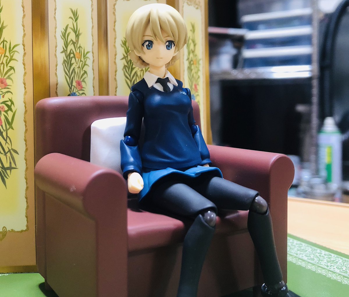 生存者 じゃあまず年齢を教えてくれるかな