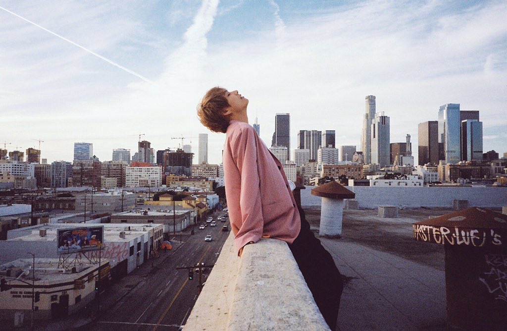 8Usrdt1fmGSU0d2's tweet image. 誰か私にホビのカッコイイ写真とテヒョンのカッコイイ写真恵んでくださーい💜

ホビとテヒョンLoveの人フォローしてね仲良く絡みたいなぁ〜*ˊᵕˋ*
#BTS #armyと絡みたい