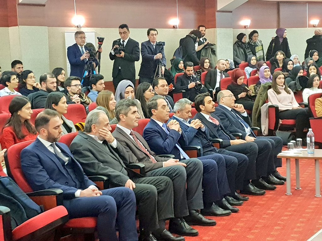 Selimcerrah's tweet photo. Dağları aşarak yürüdüğün yolda feragat ve hikmet dolu bir iklime kavuşursun bazen.
Ytb başkanı @abdullah_eren kardeşim Haluk Dursun hocayı Viyana gençliğine getirdi,  gönül ziyafetine dahil olmak bize düştü çok şükür.
@yurtdisiturkler https://t.co/LhWseG7xO0