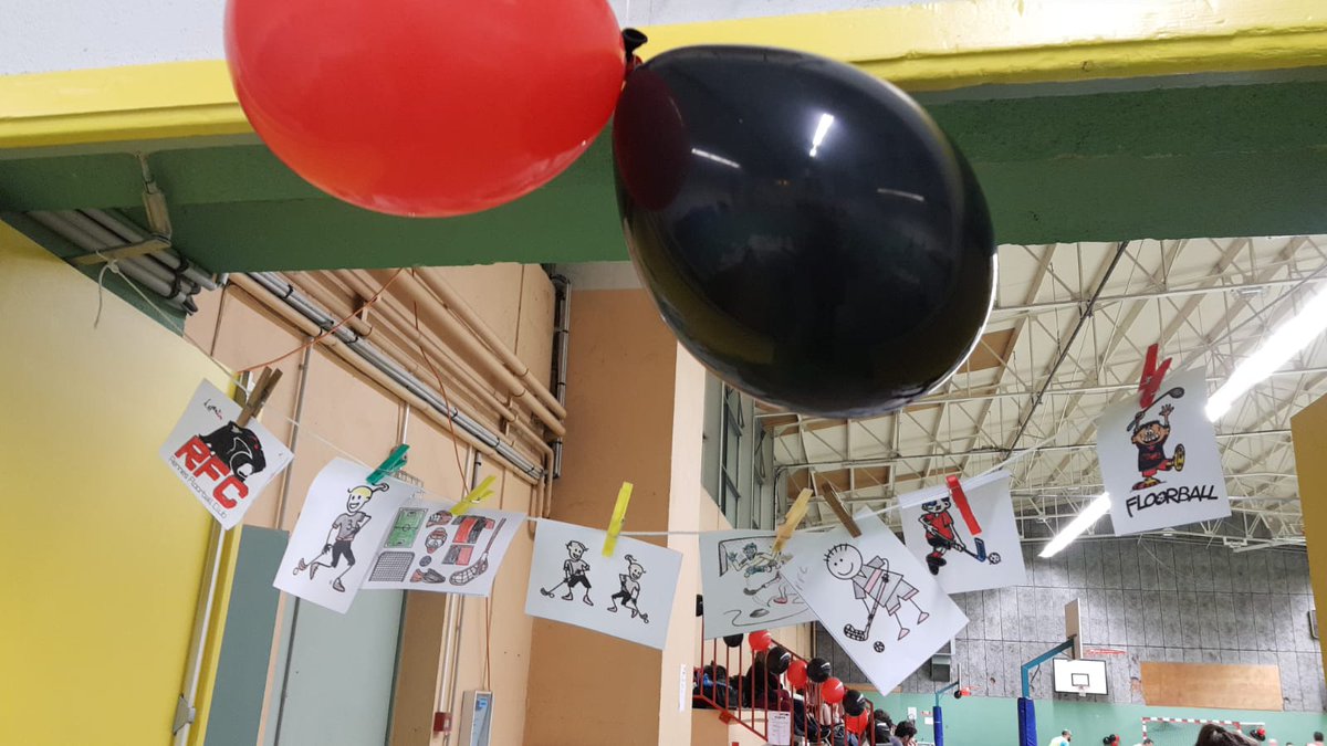 florencebidan's tweet photo. On est super content de ce samedi #floorball ! Au delà des victoires, plusieurs familles sont venus comme ça, pour voir... Et sont repartis ravis de l'expérience.
Aujourd'hui, c'est dimanche et on vous attend encore plus nombreux pour nous encourager contre Rouen @RennesFloorball https://t.co/t91UiWT0QS