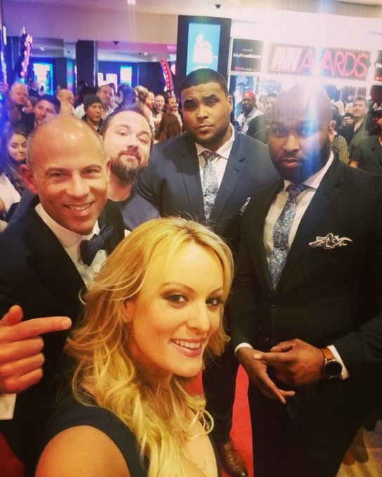 AVN awards red carpet selfie  #teamstormy #AVNawards https://t.co/k1TdH9x5cy<a href="/tag/teamstormy"class="tags">#teamstormy</a><a href="/tag/avnawards"class="tags">#AVNawards</a>