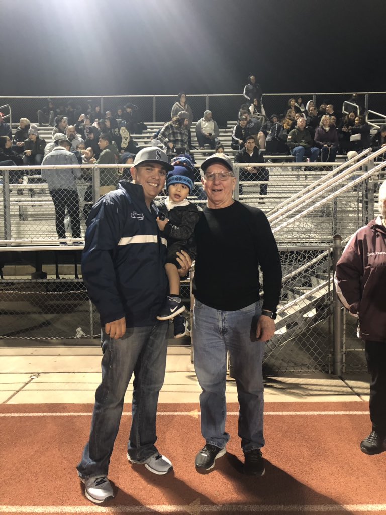 SkyHawkPro's tweet photo. A #TVPros work is never done. #SummjtTV is out here covering the Inland Valley Hall of Fame Classic @IESportsNet #KeepSoaring https://t.co/WSdOZY8NgV