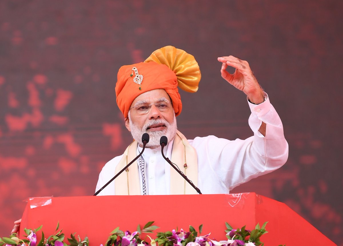 kongussuresh's tweet image. காவி நாயகனே வருக வருக...