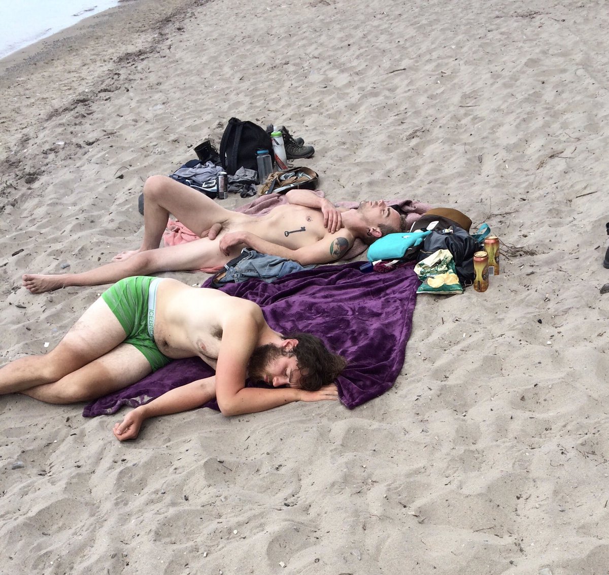 Found Nude Beach - hanlanspoint hashtag on Twitter