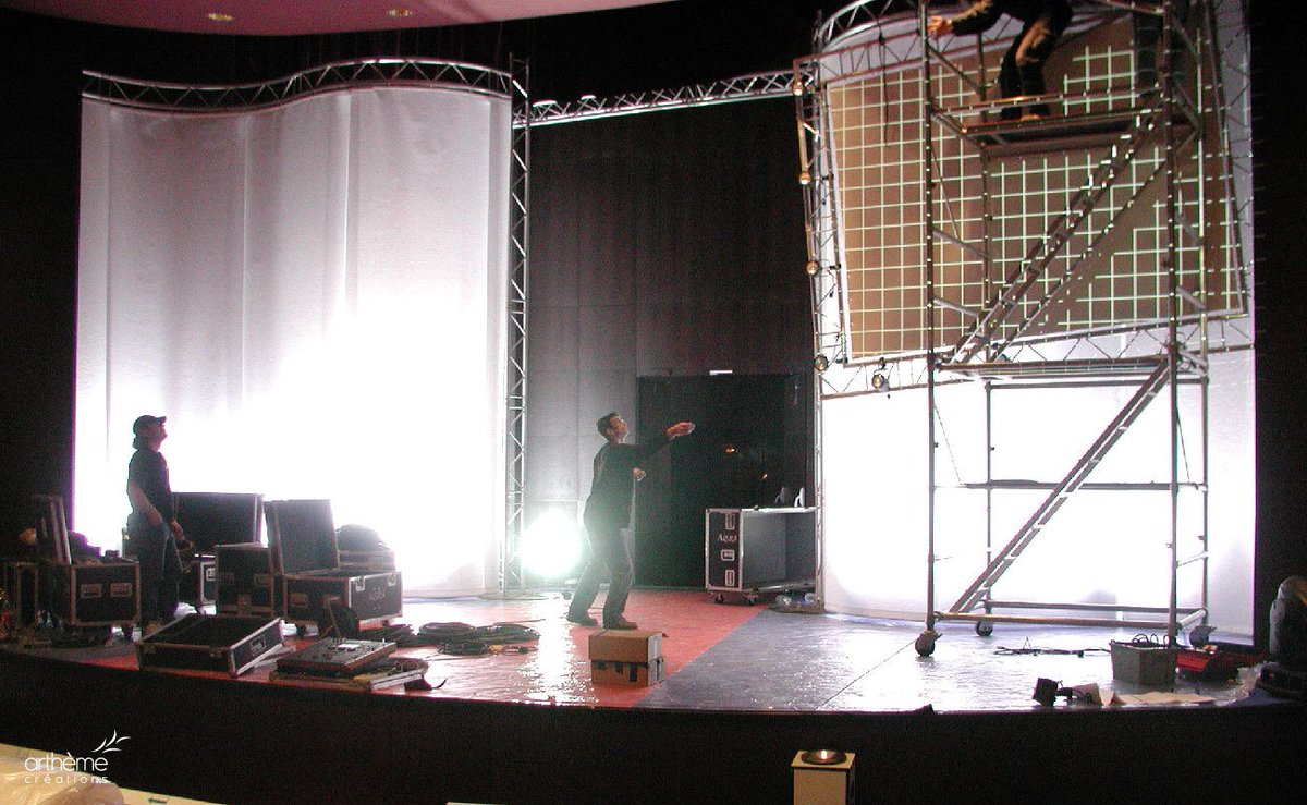 ArthemeCrea's tweet image. [PRESTATION] Constructeur d'événement
Nos spécialistes et intermittents du spectacle réaliseront la construction de vos événements les plus marquants. 

Plus de détails : ow.ly/FUtH50kcVOk
Contactez-nous : ow.ly/P5ek50kcVOj