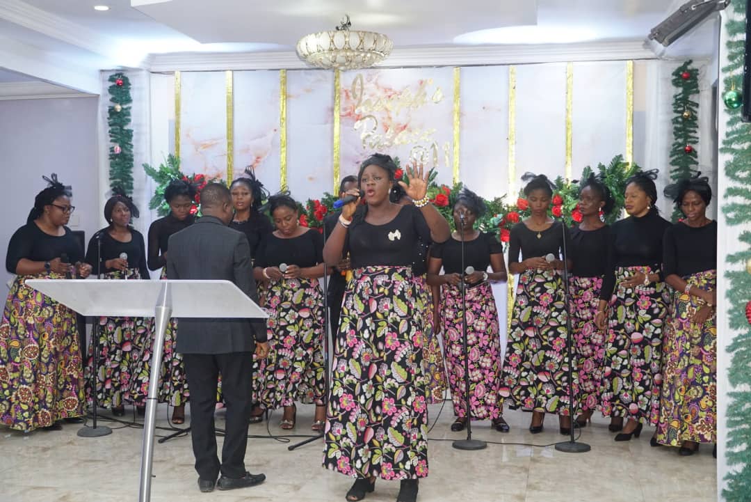 JosephsPalace's tweet image. Choir Ministration
Speak into my Life (Micah Stampley) led by @Viviankehis 

Oh Lord speak into my life
I am a living sacrifice
Your word says live and not die
Oh Lord speak into my life

rccgjp
#jpsunriseservice
#launchout