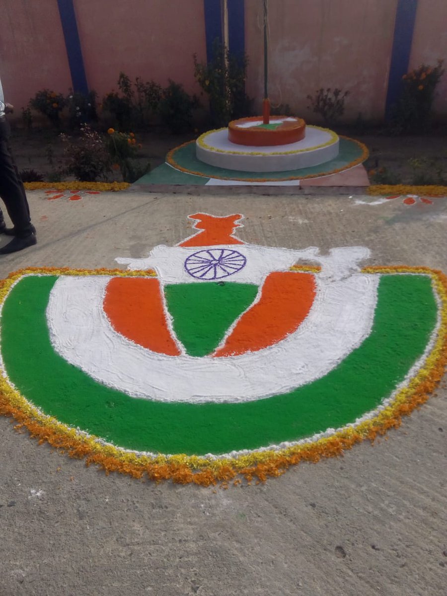 SaharsaOf's tweet photo. Republic day 2019 https://t.co/WuDWMyMtS7