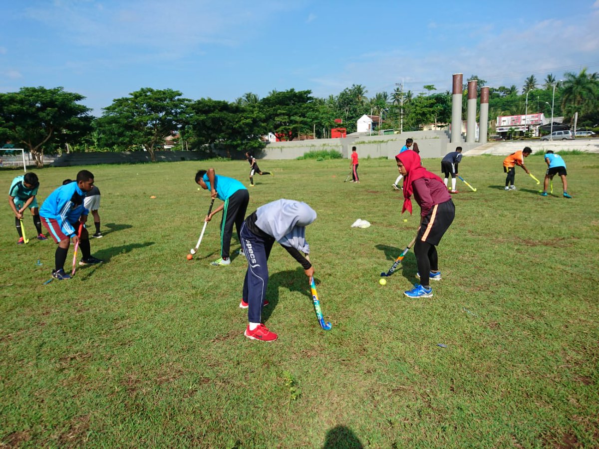 Dispora Banyuwangi (@dispora_bwi) on Twitter photo Coaching clinic adalah ikhtiar Banyuwangi untuk mencetak generasi atlet berprestasi. InshaAllah
<a href="/wawanyadmadi/">Wawan Yadmadi</a> <a href="/AzwarAnas_A3/">Abdullah Azwar Anas</a> <a href="/banyuwangi_kab/">Kabupaten Banyuwangi</a> Coaching clinic adalah ikhtiar Banyuwangi untuk mencetak generasi atlet berprestasi. InshaAllah
<a href="/wawanyadmadi/">Wawan Yadmadi</a> <a href="/AzwarAnas_A3/">Abdullah Azwar Anas</a> <a href="/banyuwangi_kab/">Kabupaten Banyuwangi</a>