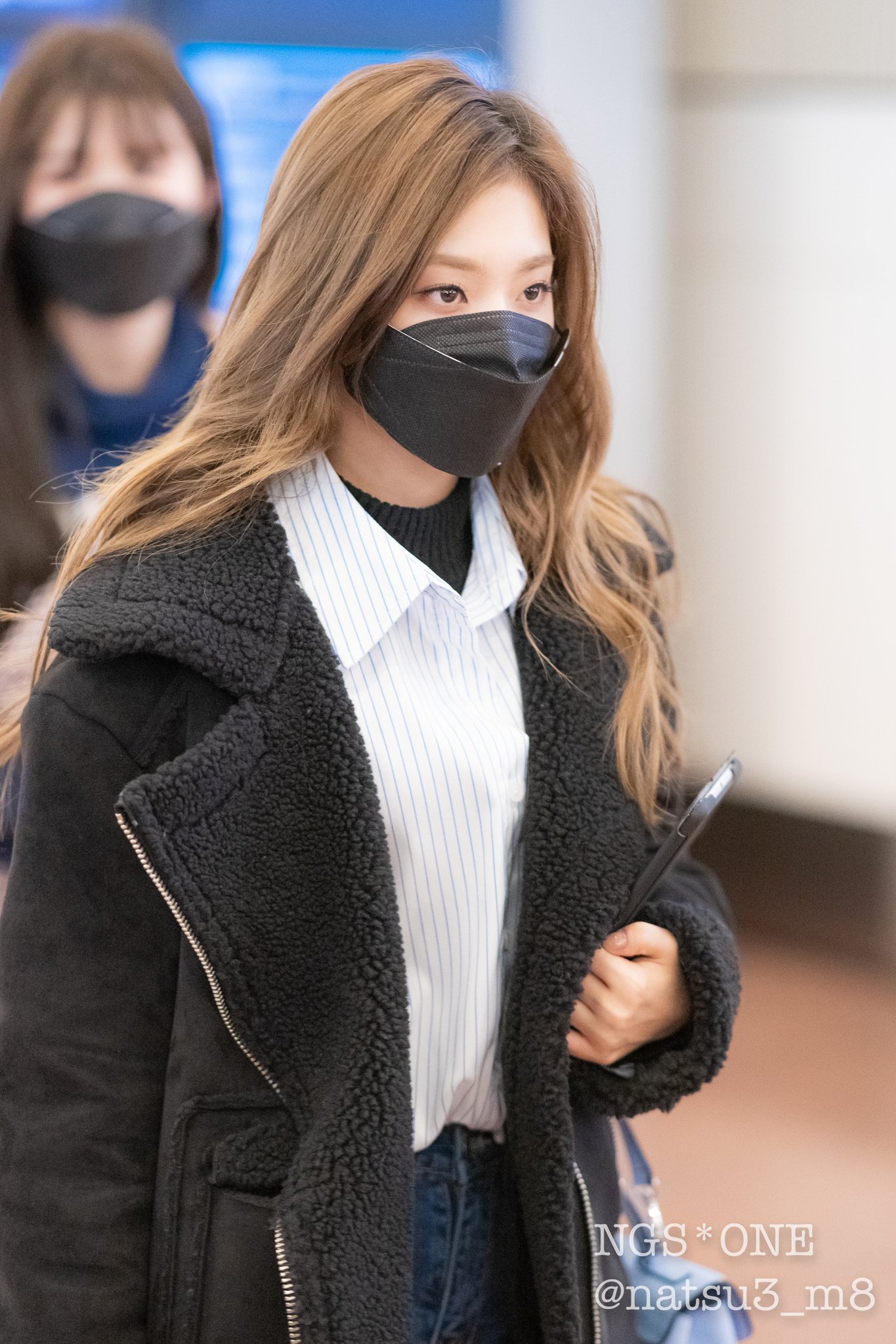 Dx5mN5xVAAASZZ4.jpg:large