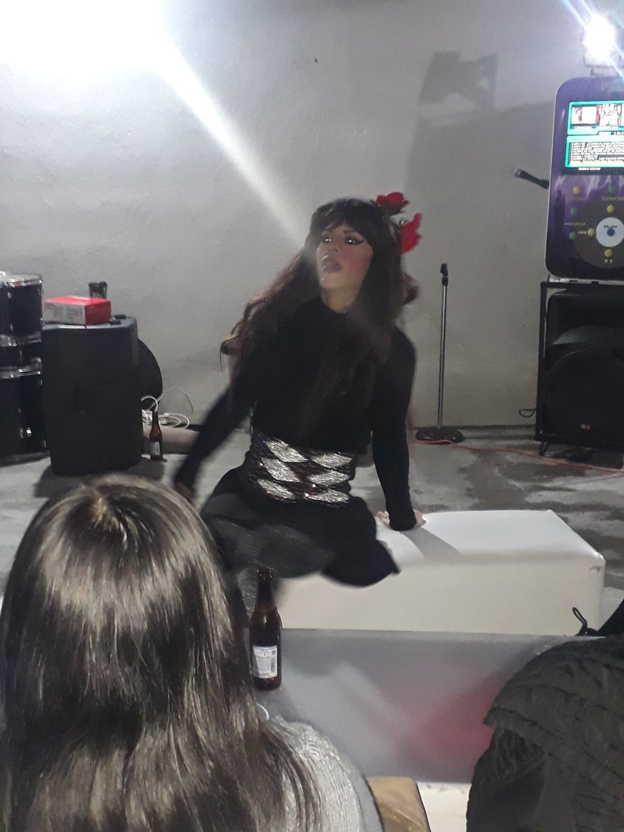 CarreonHada's tweet photo. Sigo festejando @monlaferte 😘😍❤ https://t.co/rCd93k1KVA