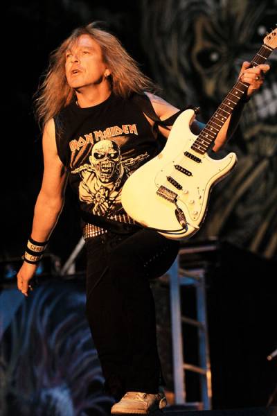 Happy Birthday Janick Gers! 